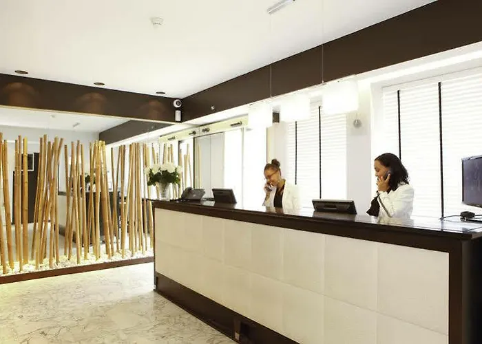 Hotel Sure By Western Gare Du Nord Parijs