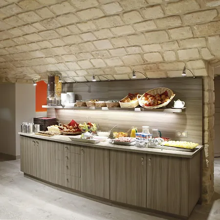 Hotel Sure By Western Gare Du Nord Parijs