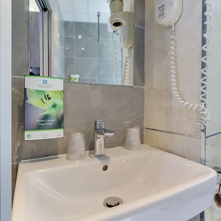 Sure By Western Gare Du Nord 3*