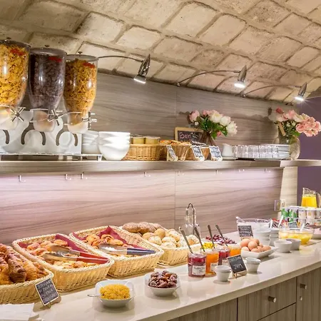 Sure By Western Gare Du Nord Hotel