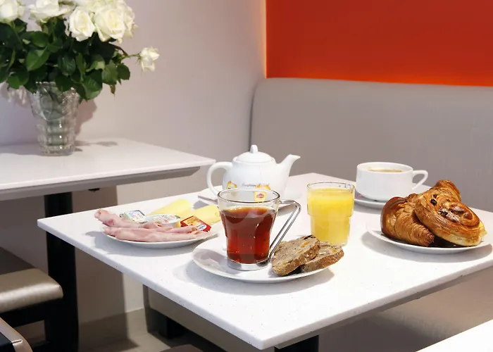 Sure By Western Gare Du Nord 3* París