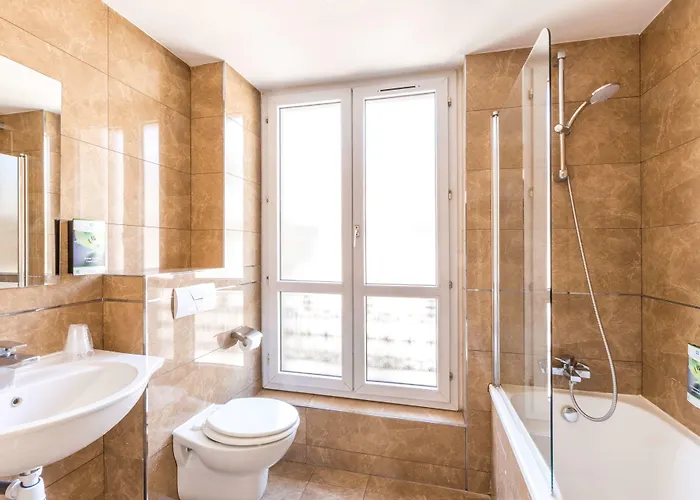 Sure By Western Gare Du Nord París