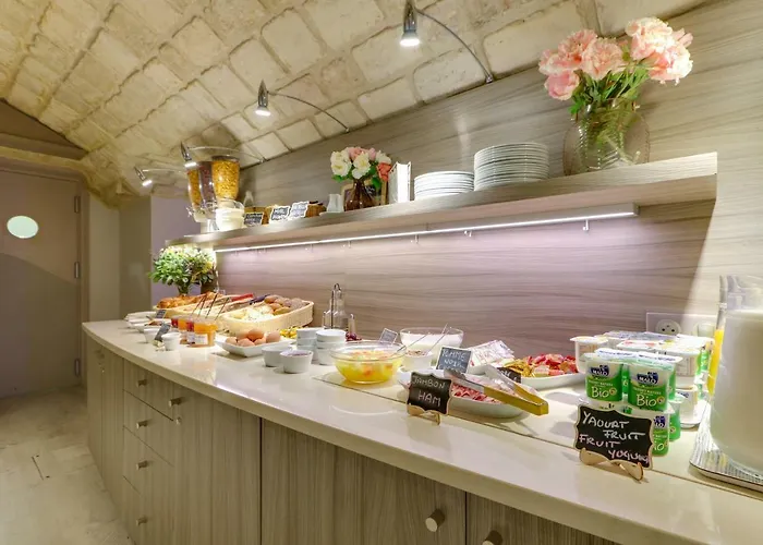 Sure By Western Gare Du Nord Hotel 3*