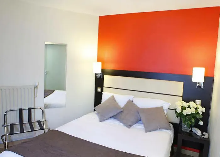 Sure By Western Gare Du Nord Hotel