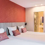 Sure By Western Gare Du Nord Hotel 3*